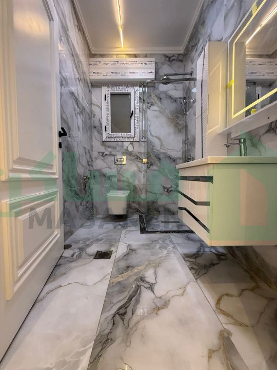 Second image of the ad