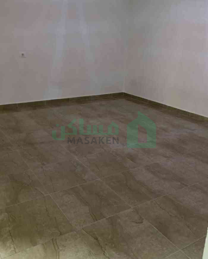 Second image of the ad