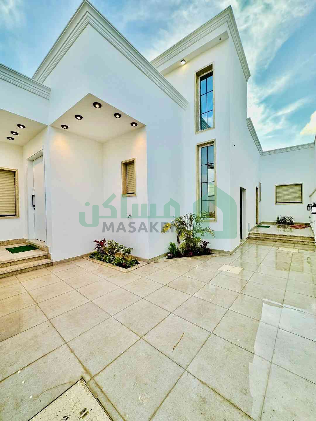 Second image of the ad