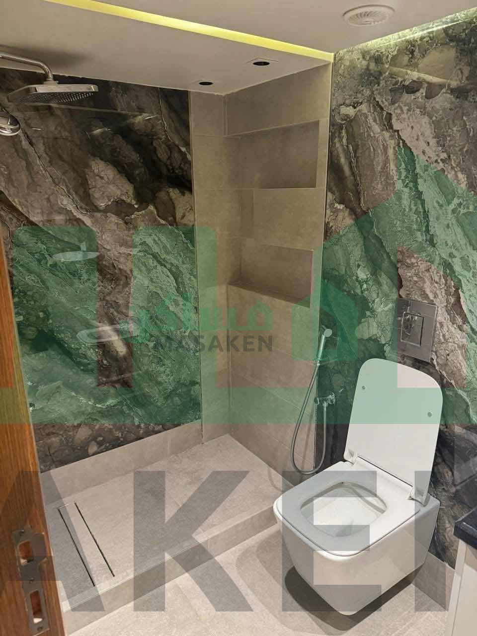 Second image of the ad