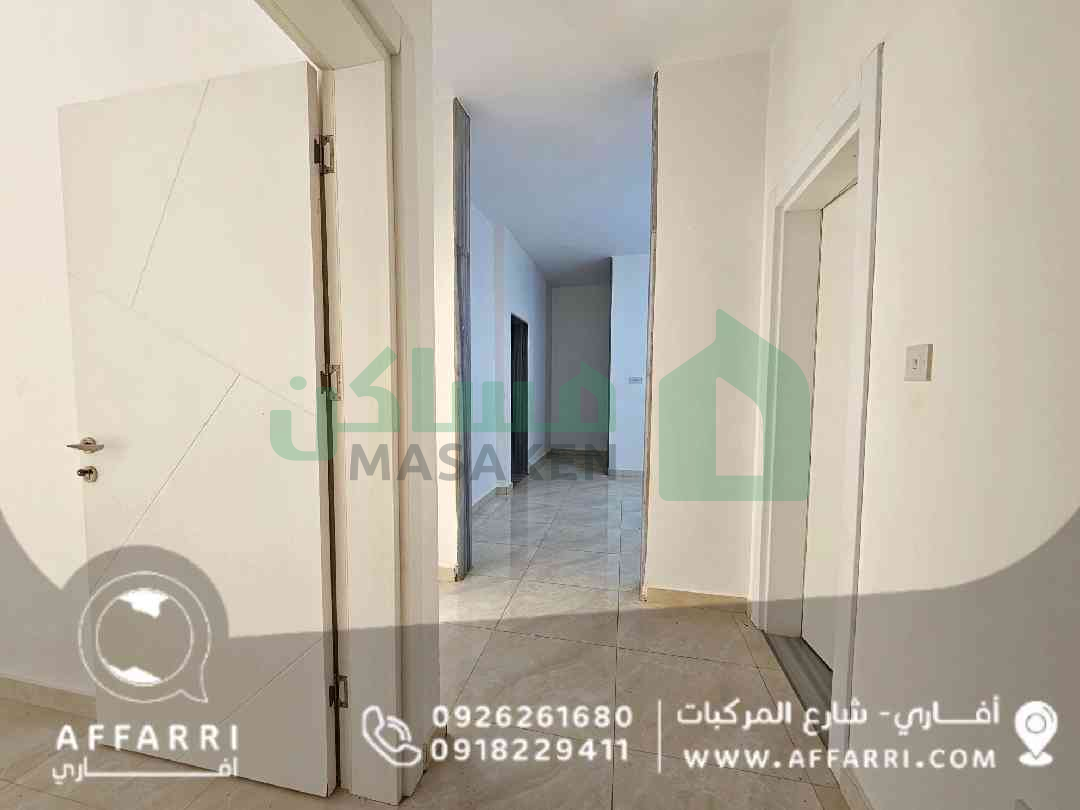 ⭕️شقة للبيع سكنية/ استثمارية بالطابق الاول علوي ..