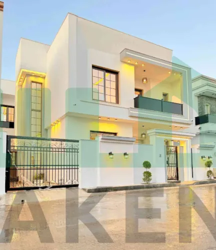 فيلا من طابقين مفصولات تشطيب حديث وفاخر بأدق التفا