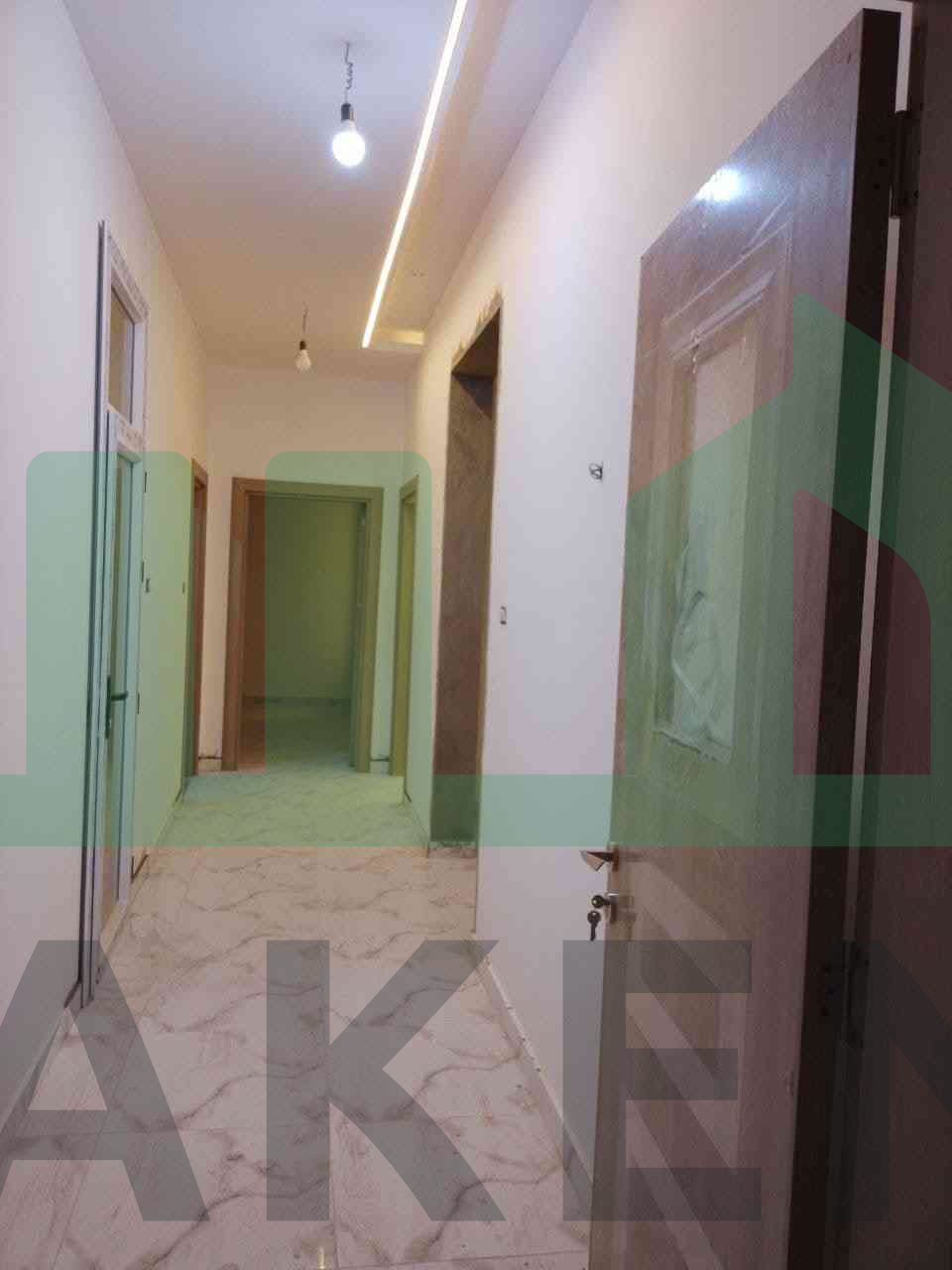 Third image of the ad