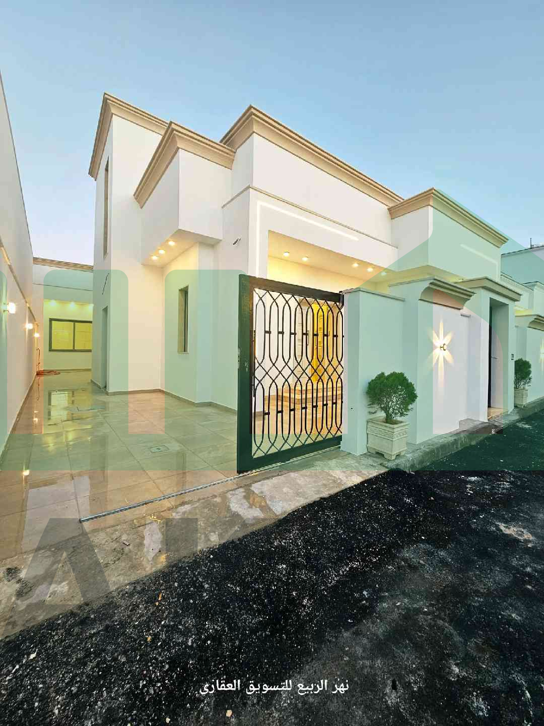 Second image of the ad