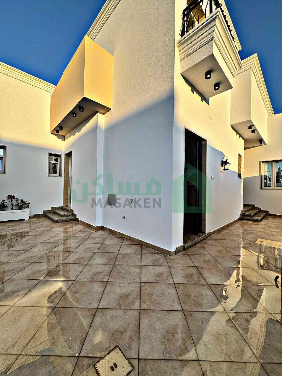 Second image of the ad
