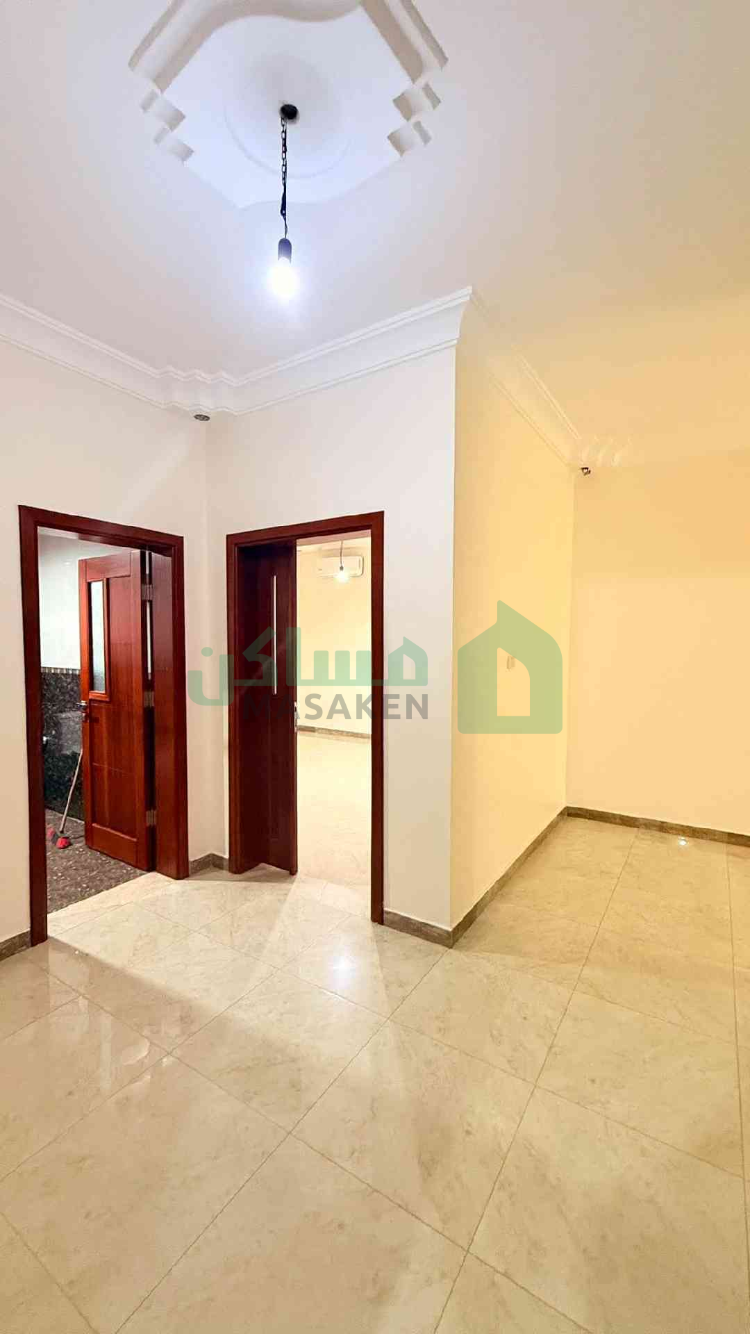 Second image of the ad