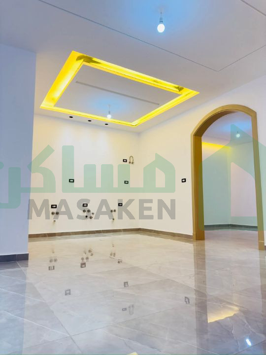 Second image of the ad