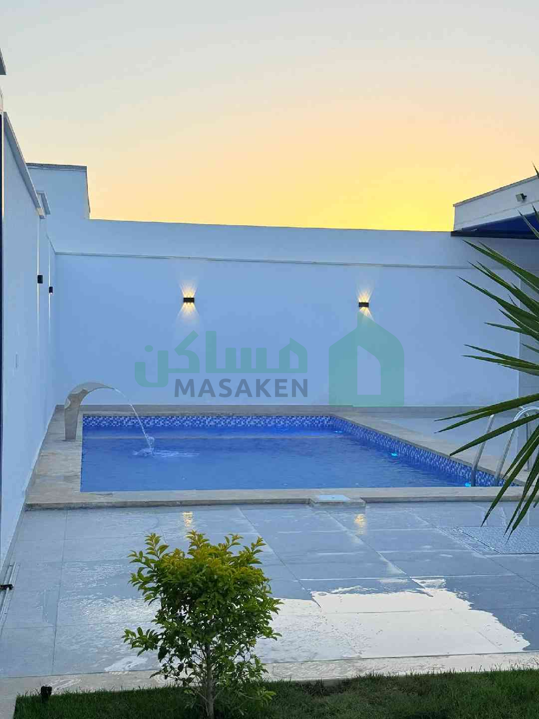 Second image of the ad