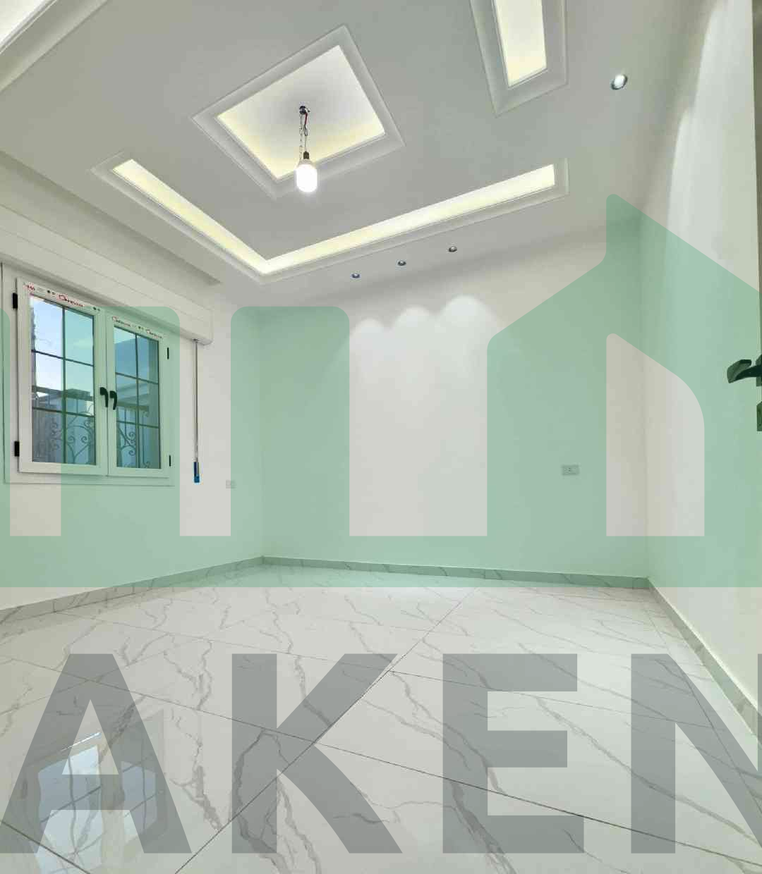 Third image of the ad