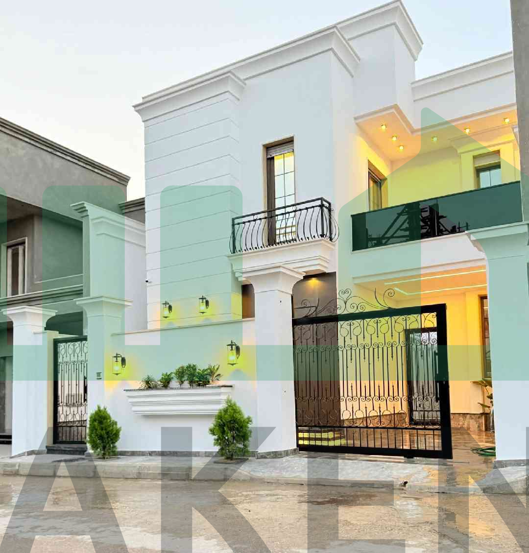 First image of the ad