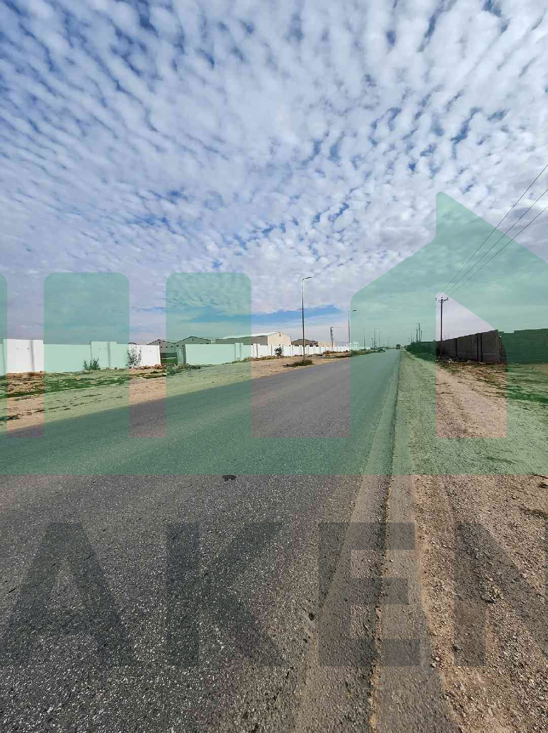 Third image of the ad