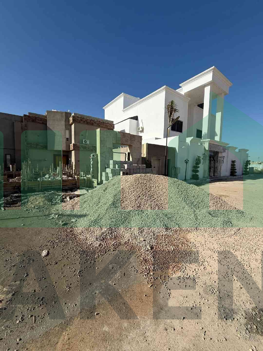 Second image of the ad