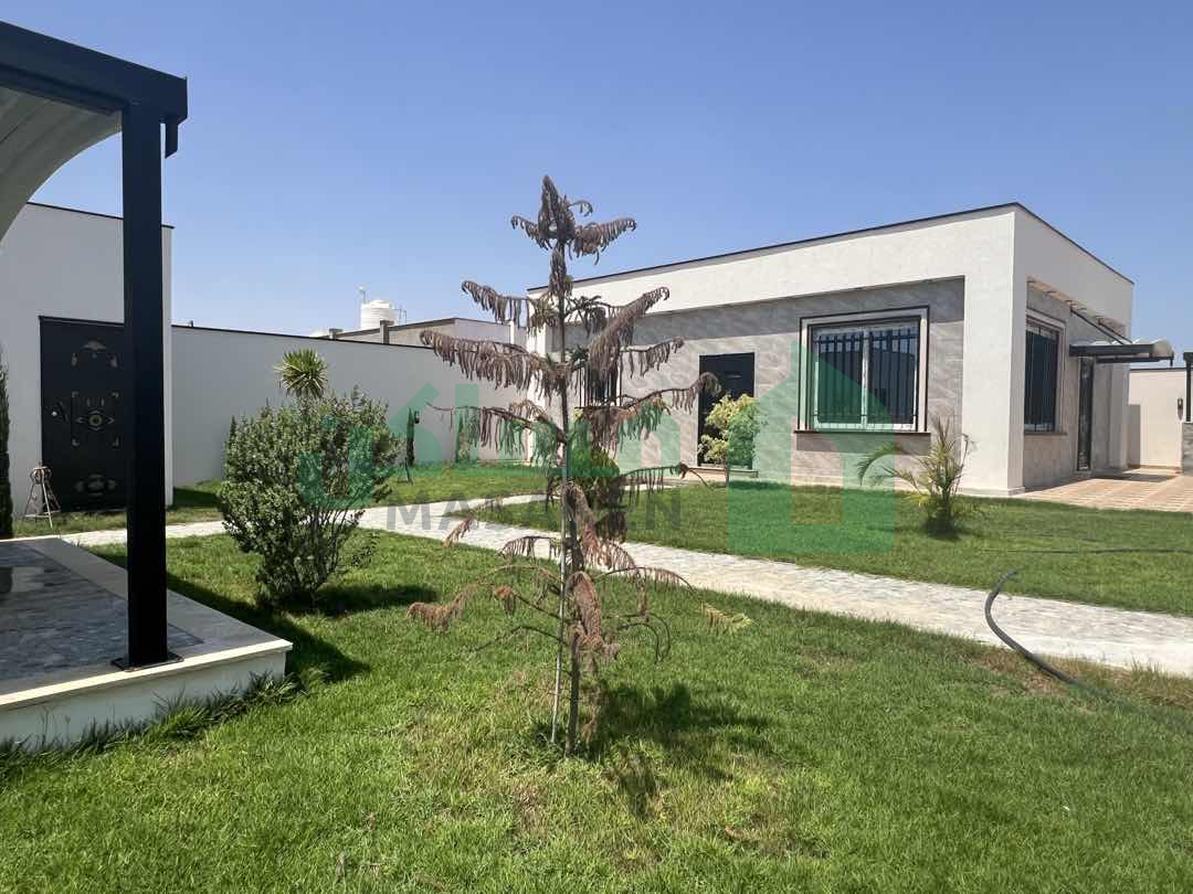 استراحة للبيع بلقرب من سمافرو وادي الربيع