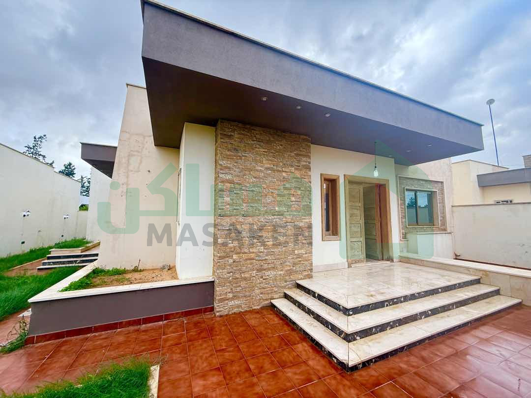 Second image of the ad