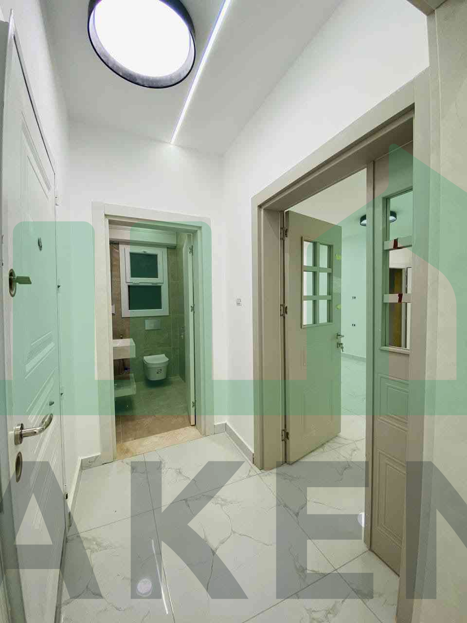 Third image of the ad