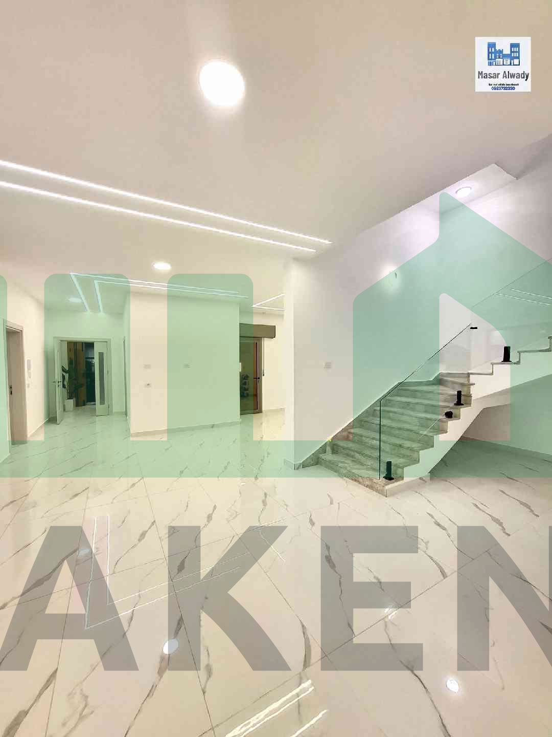 Third image of the ad