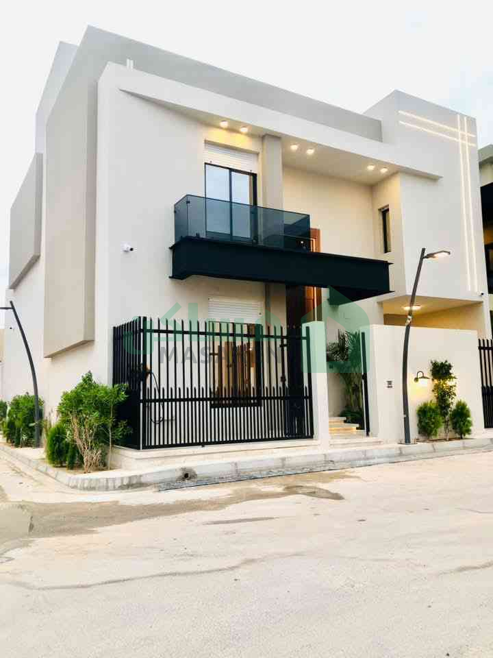 🏡 فيلا فاخرة للبيع تشطيب حديث