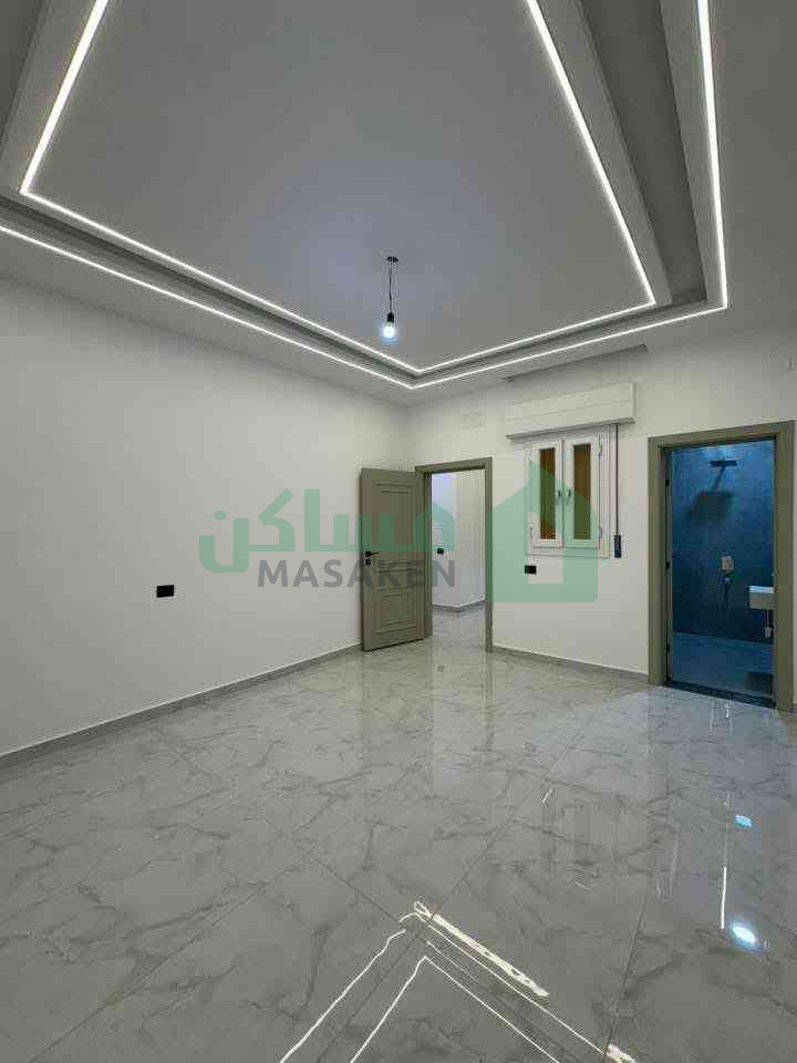 Second image of the ad