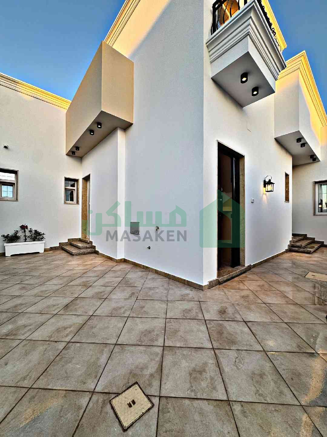 Second image of the ad