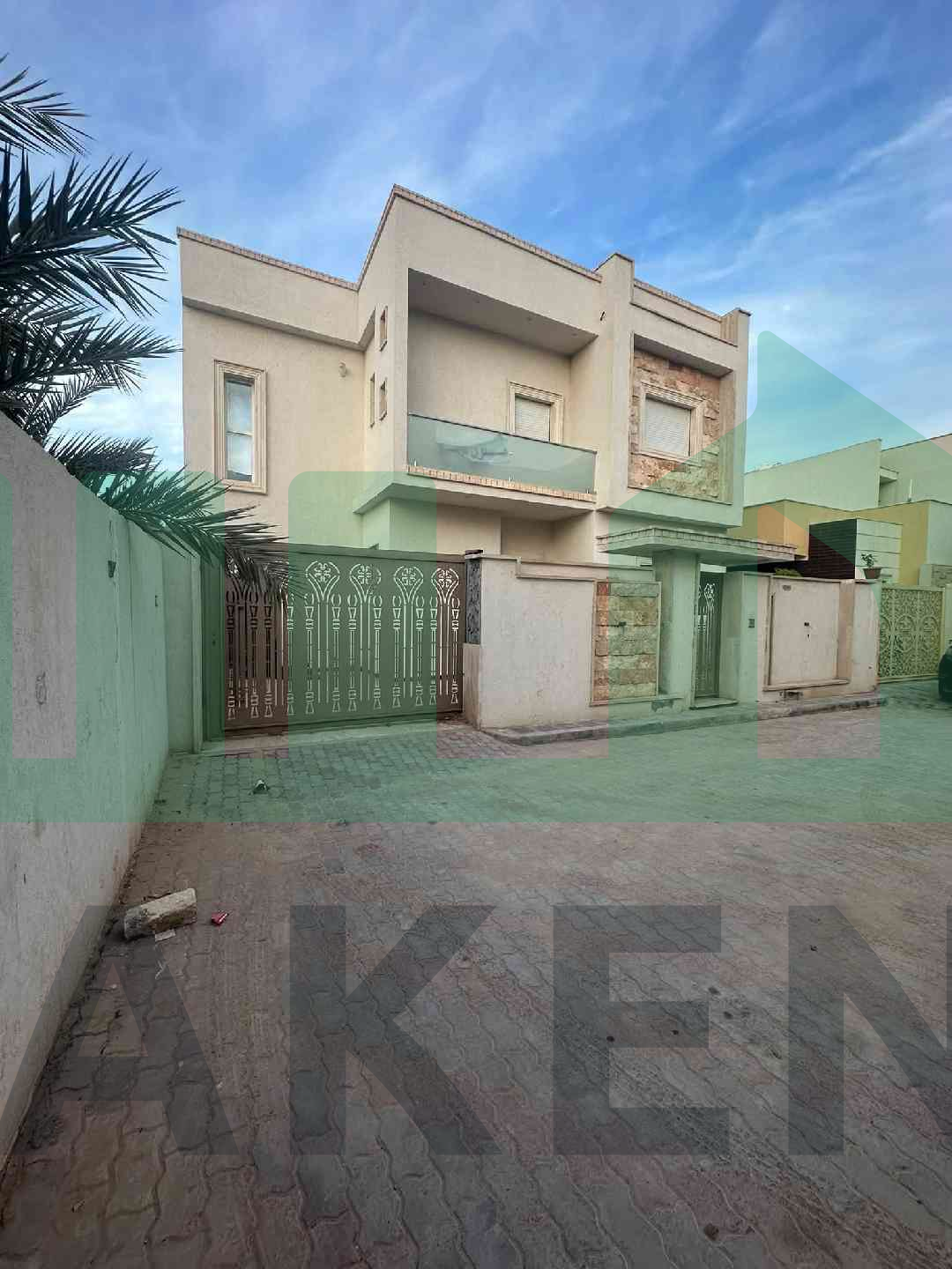 Second image of the ad