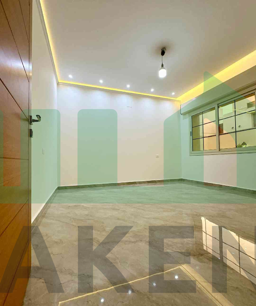 Third image of the ad