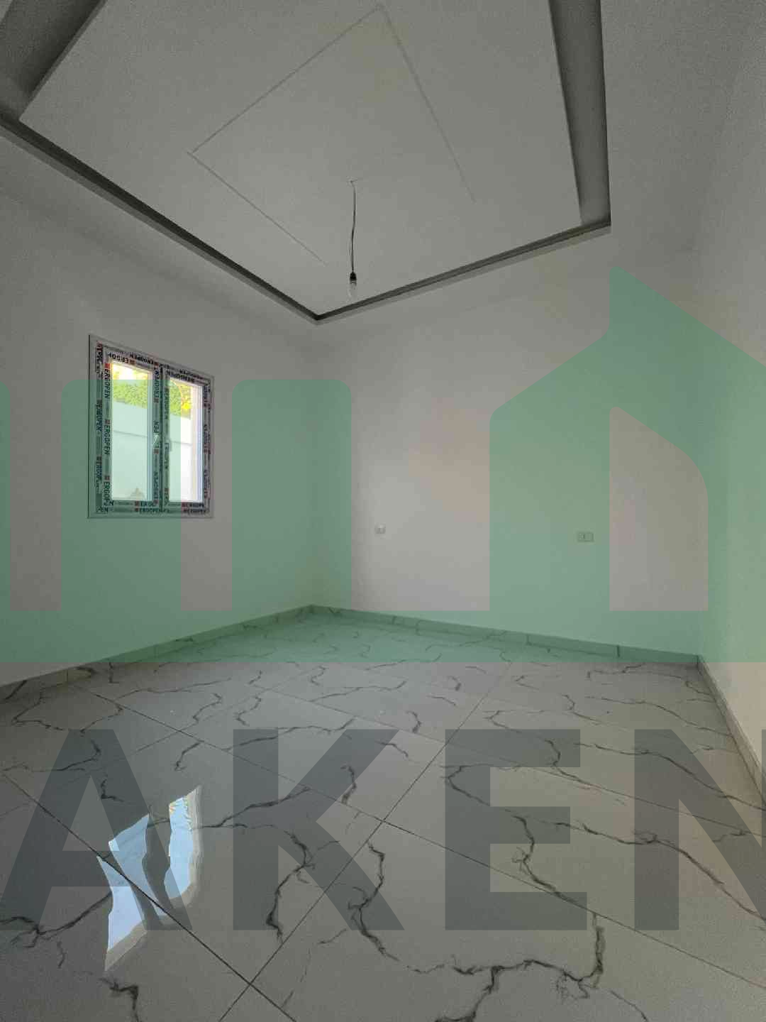 Third image of the ad