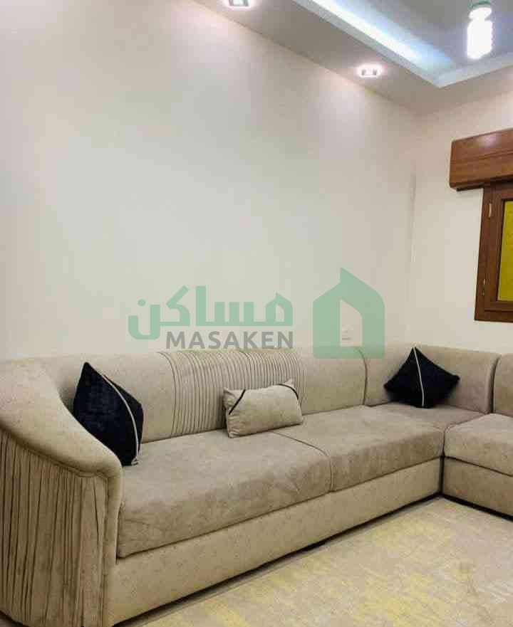 Second image of the ad