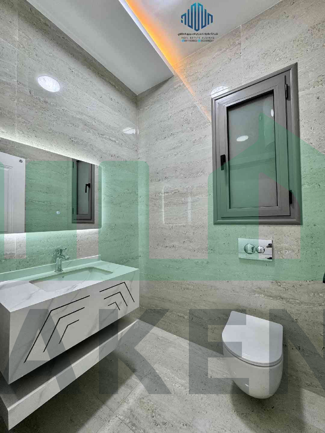 Third image of the ad