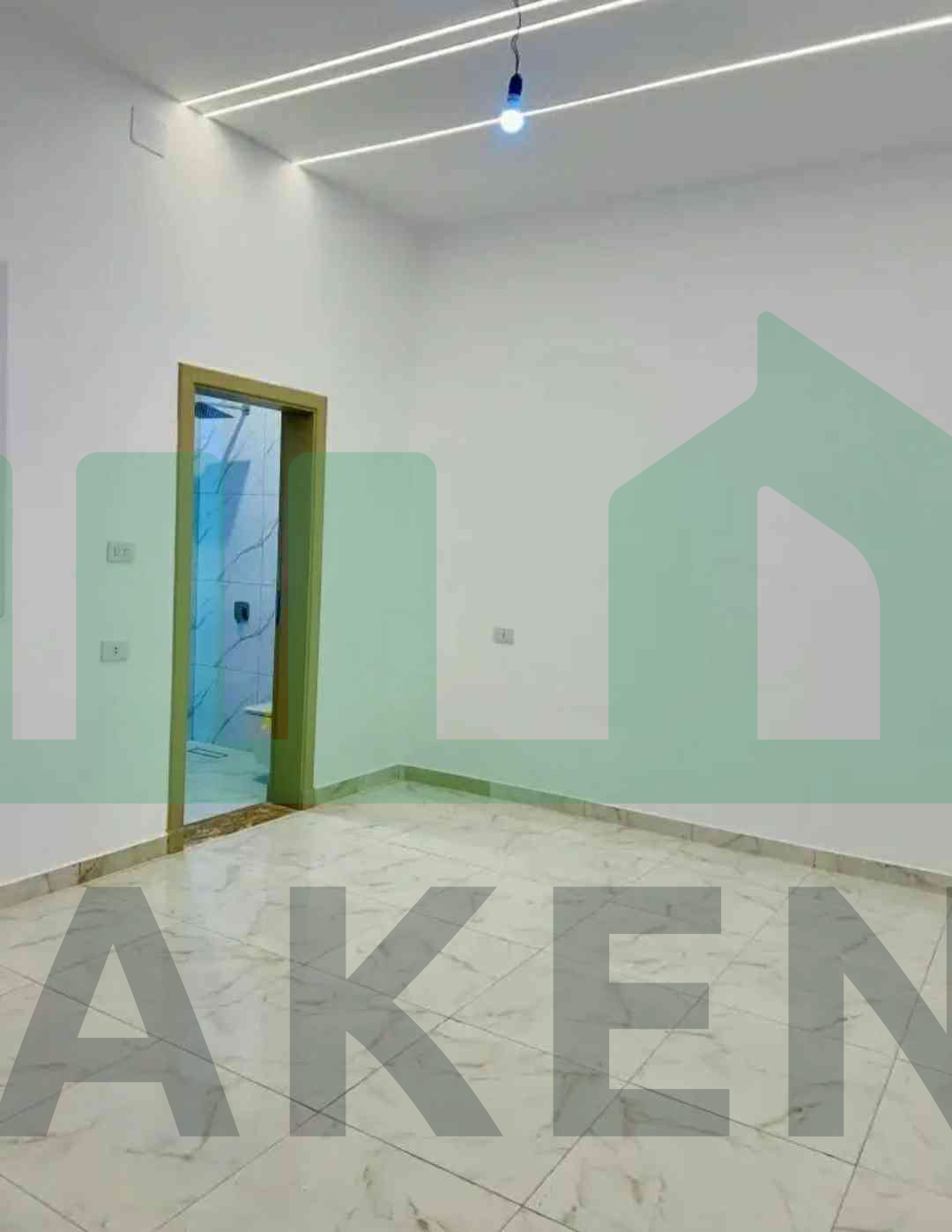 Second image of the ad