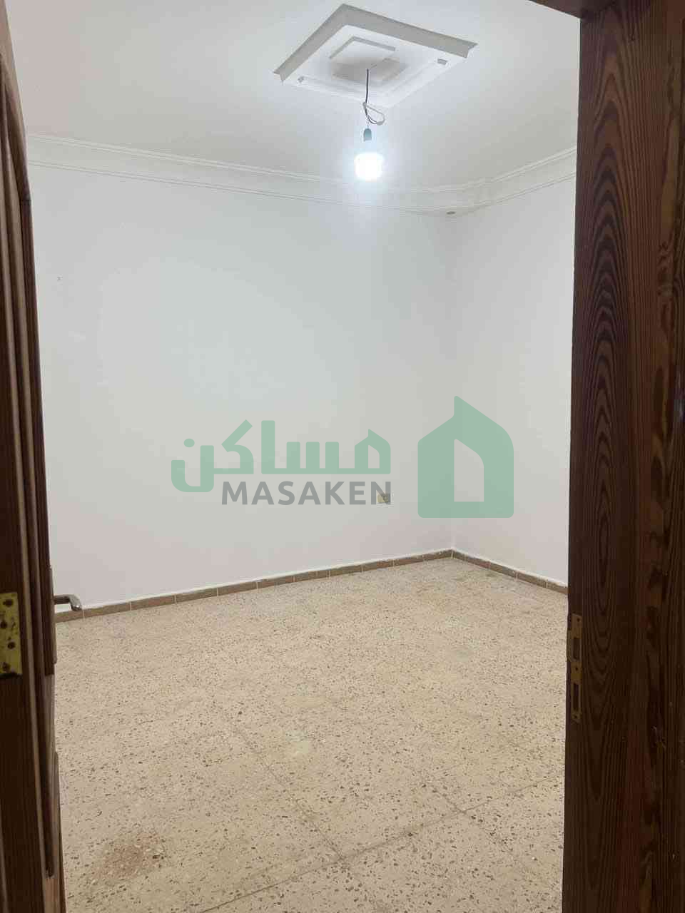 Third image of the ad