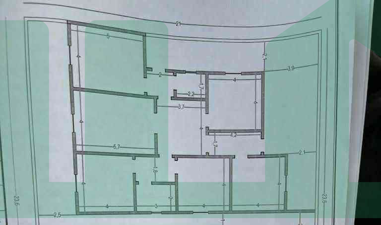 Third image of the ad