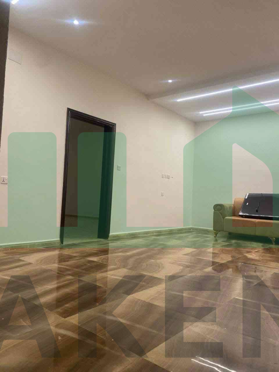 Second image of the ad