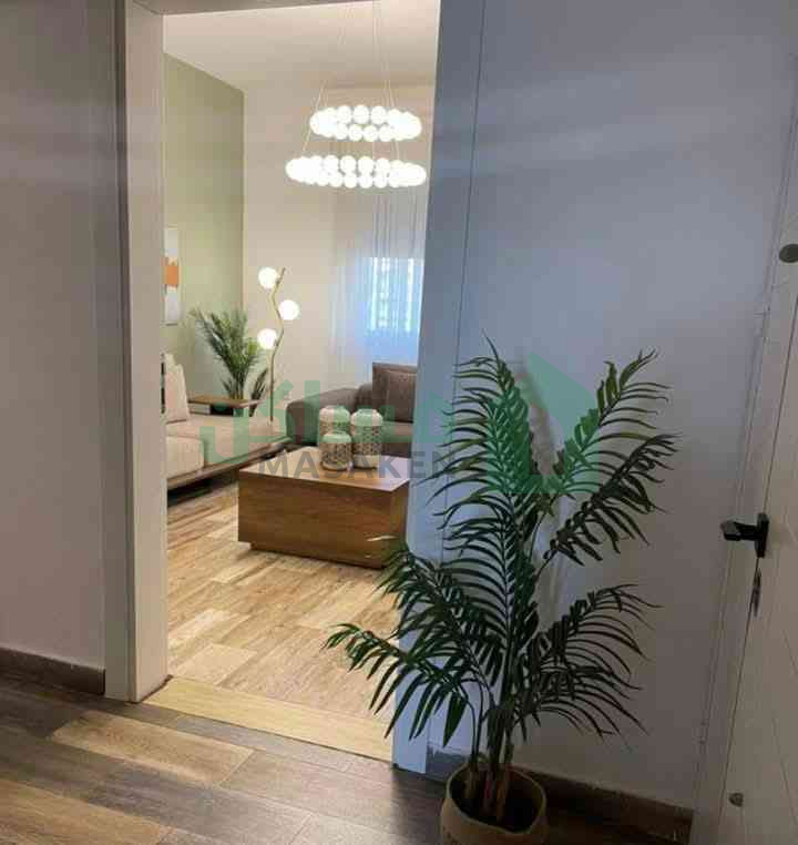 Third image of the ad