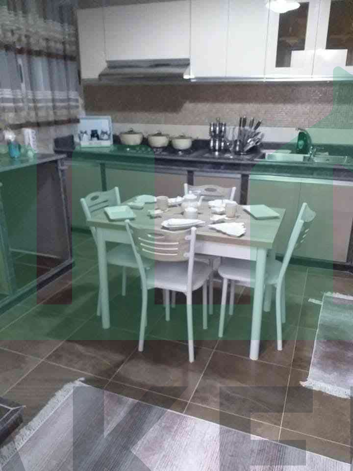 First image of the ad