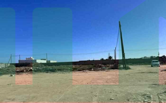 Third image of the ad