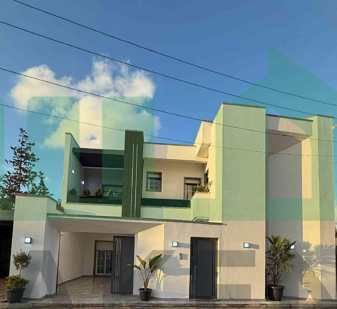 First image of the ad