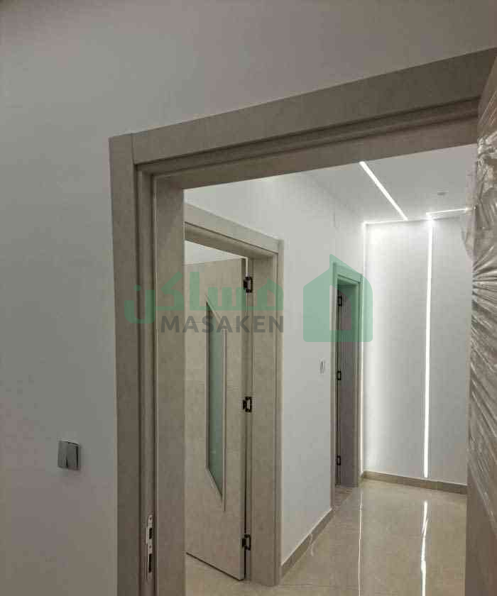 Second image of the ad