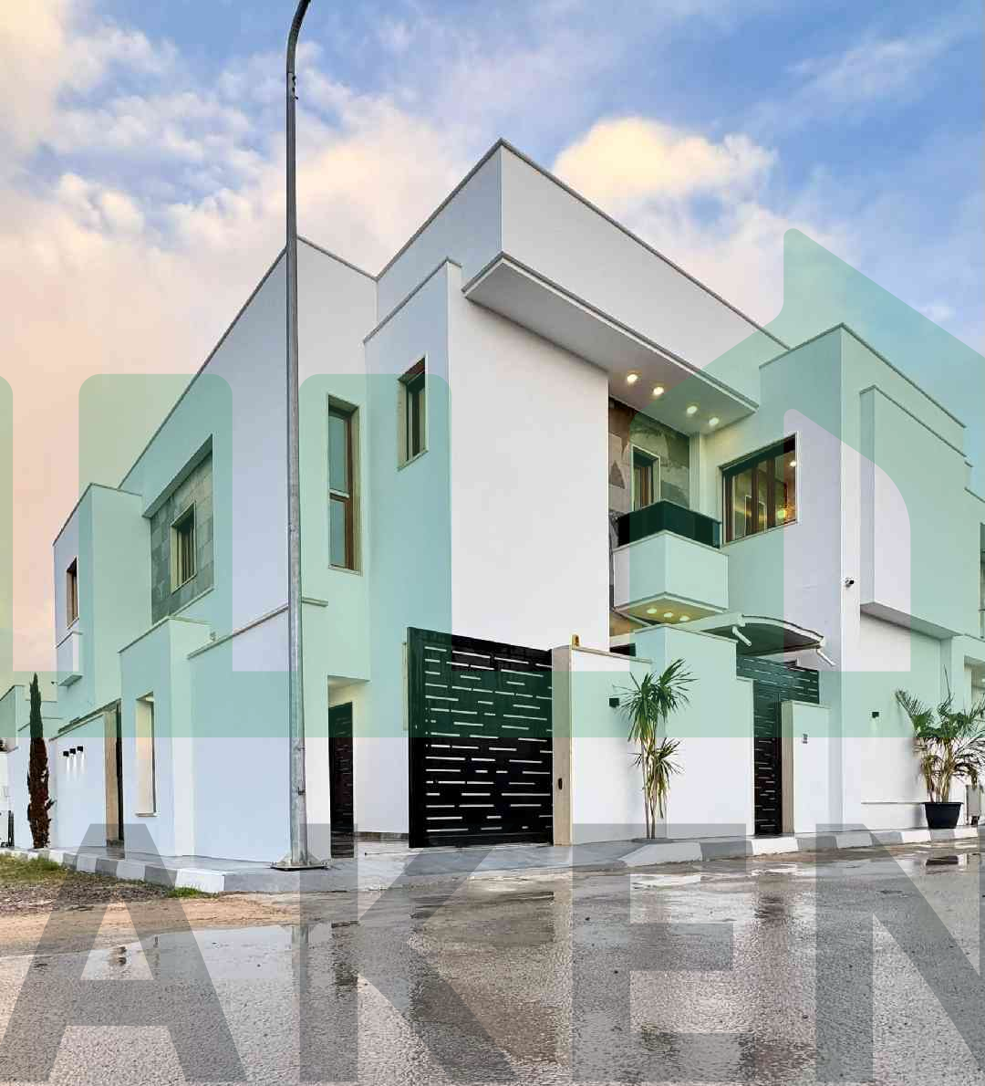 Second image of the ad