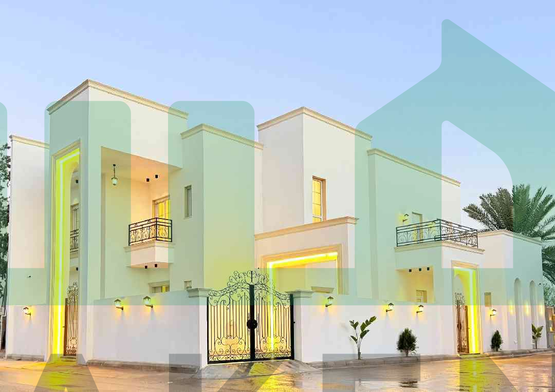 First image of the ad