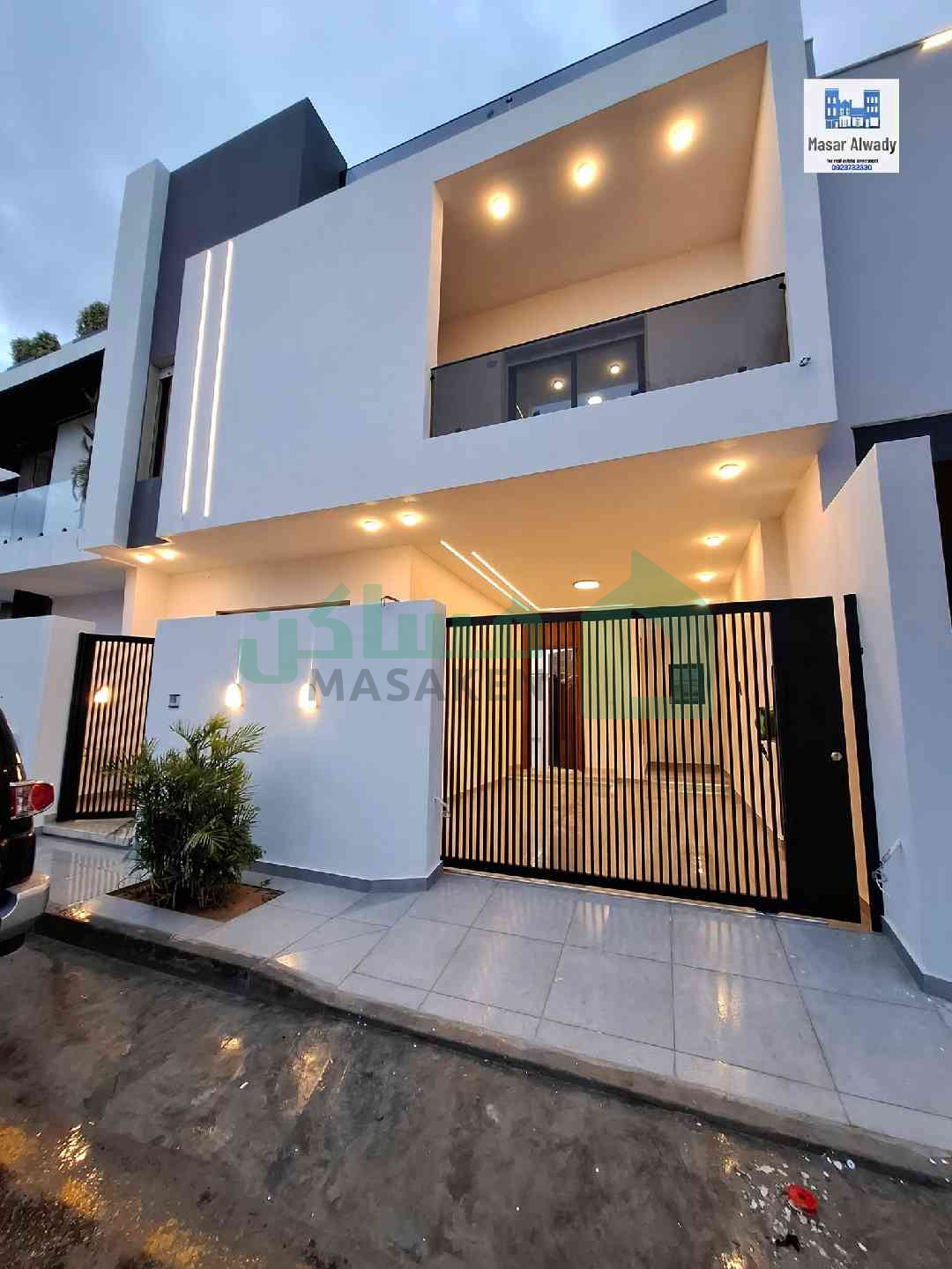 Second image of the ad