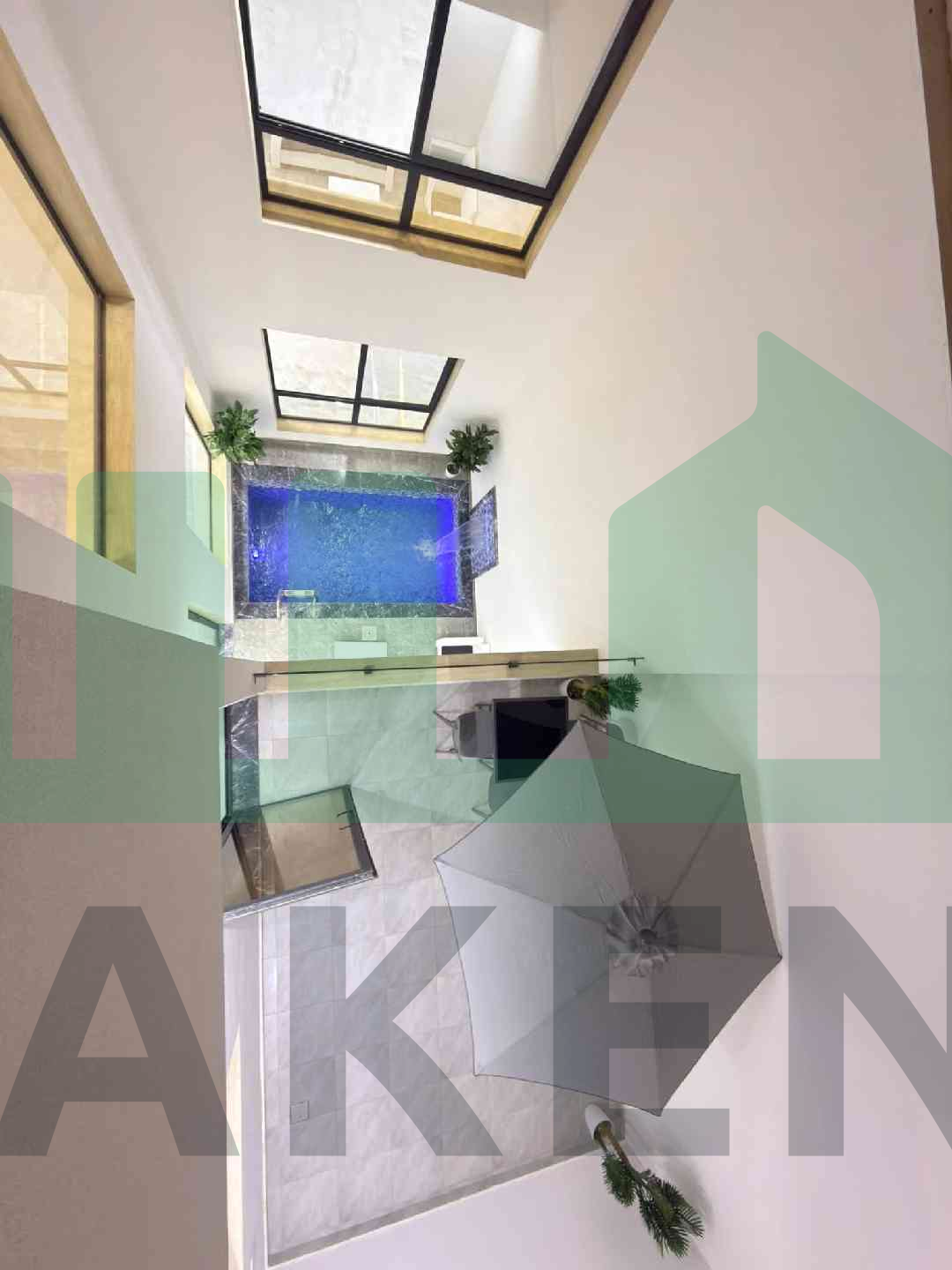 Third image of the ad