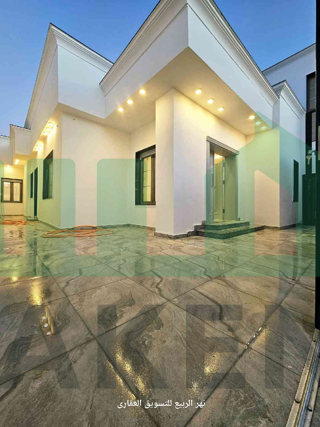 Third image of the ad