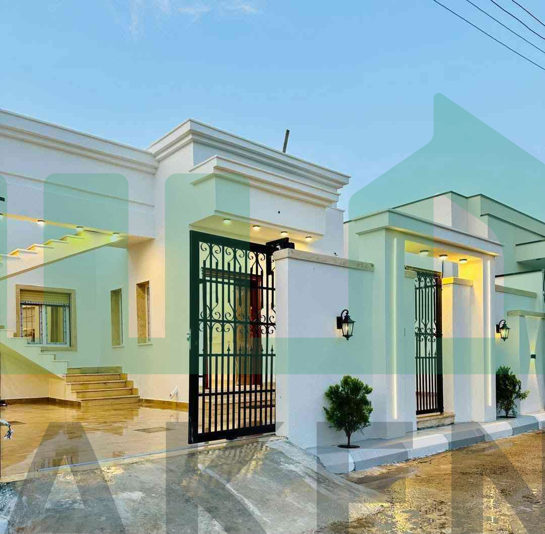 First image of the ad