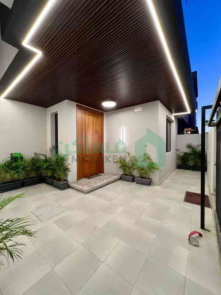 فيلا دبل هاي للبيع في السراج… تصميم مودرن