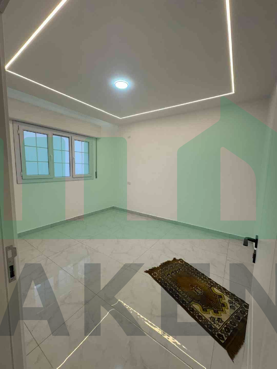 Second image of the ad