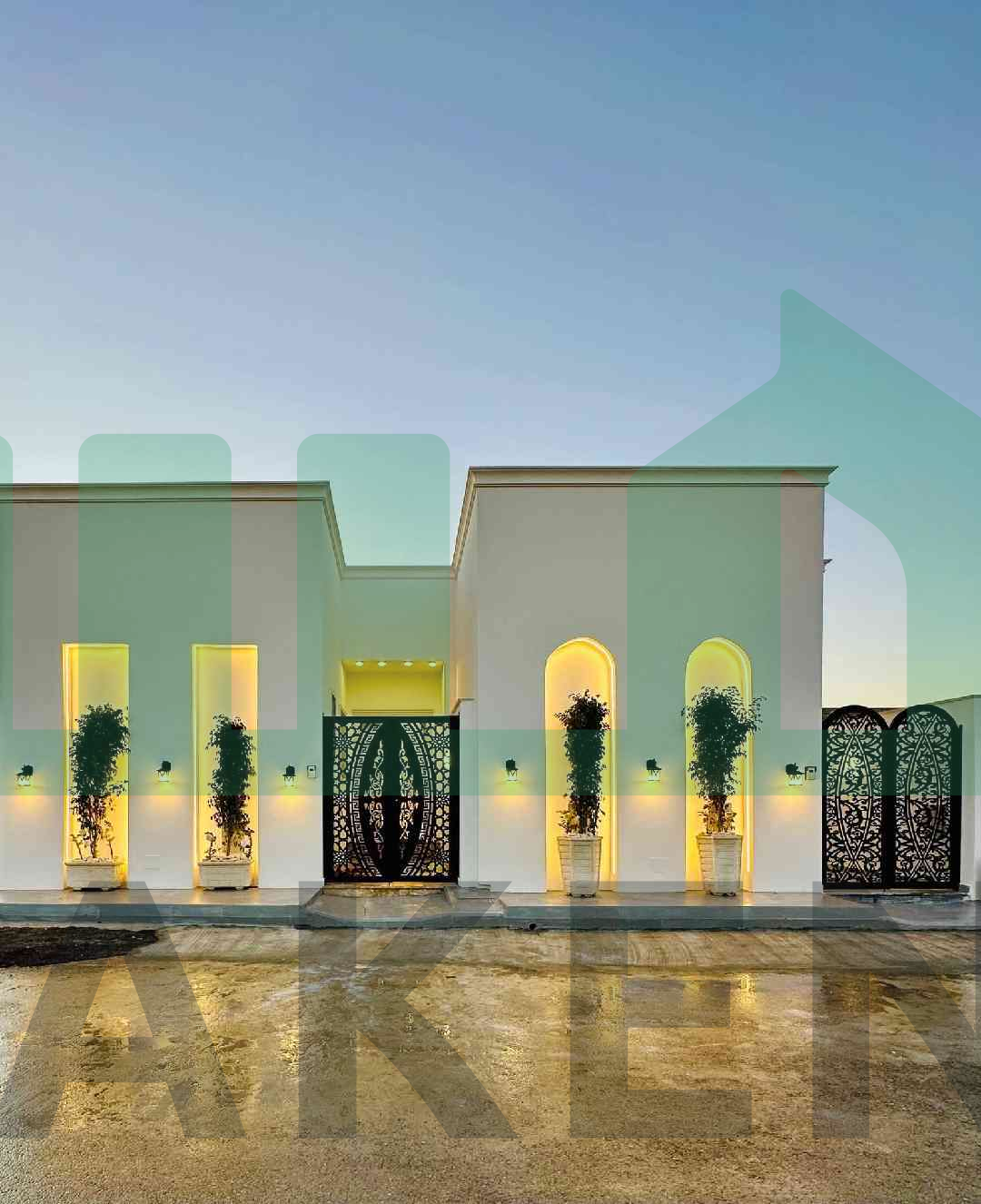 First image of the ad