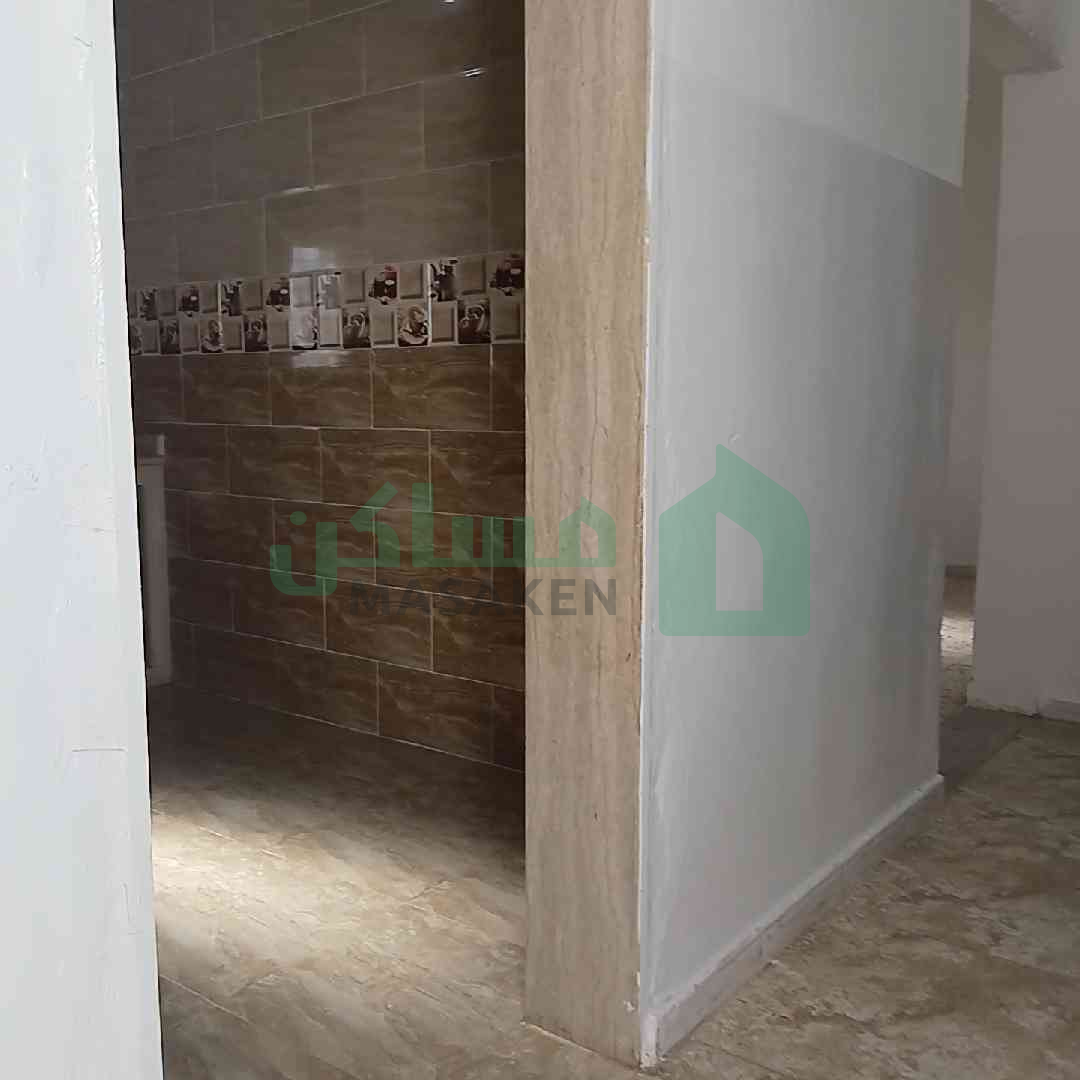 Second image of the ad