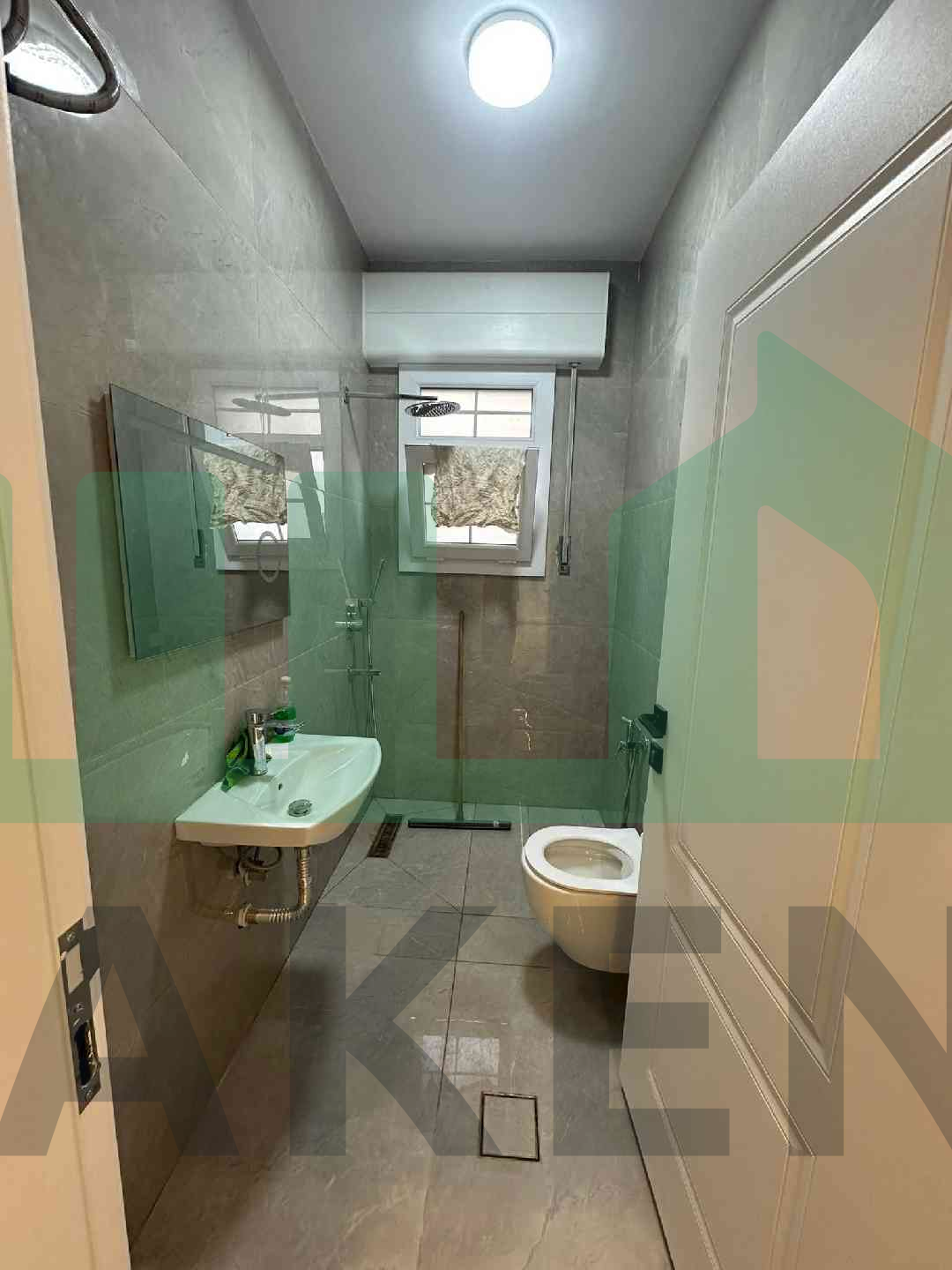 Third image of the ad