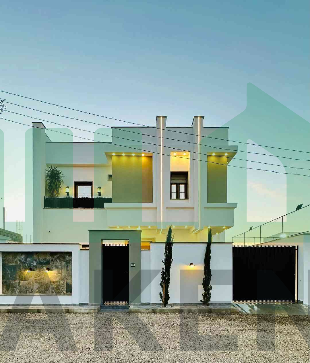 First image of the ad