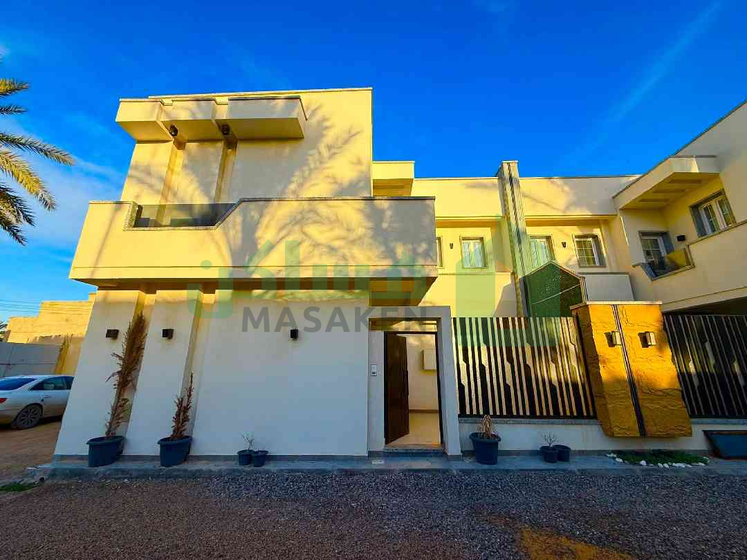 Second image of the ad